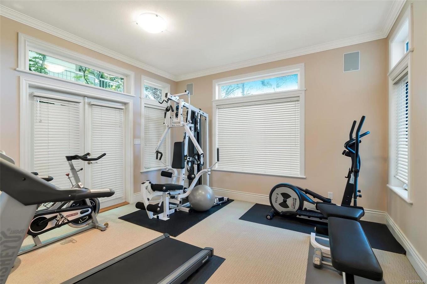 4461 Shore Way, Saanich, BC