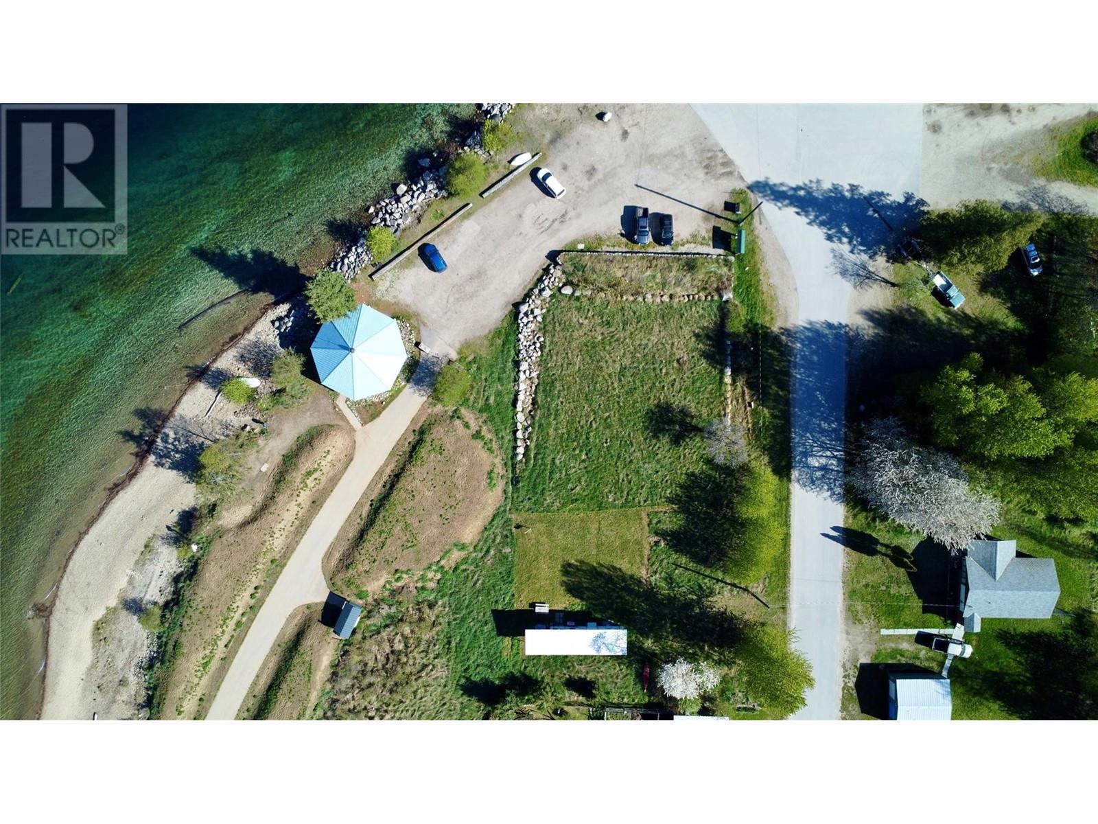 411 Main Street, Slocan, BC