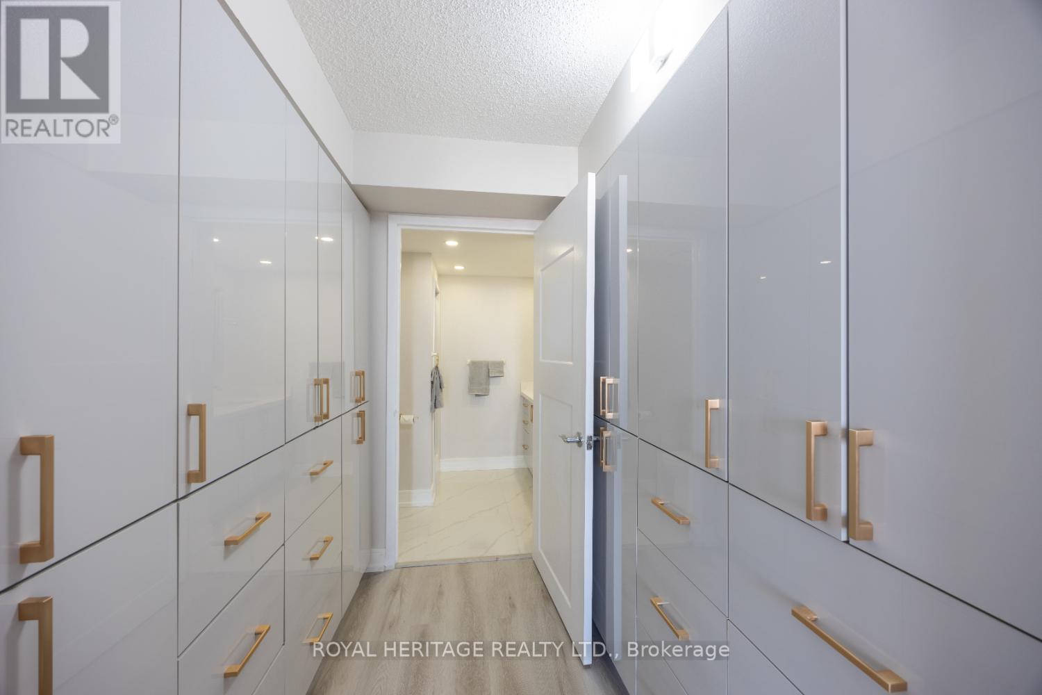 1003 - 90 Dale Avenue, Toronto, ON - Indoor Photo Showing Other Room