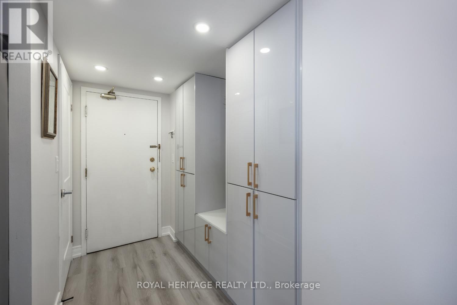 1003 - 90 Dale Avenue, Toronto, ON - Indoor Photo Showing Other Room