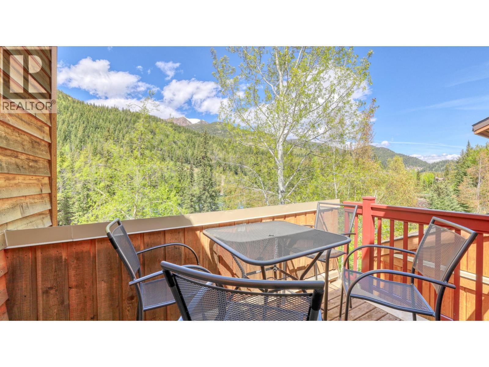 2035 Panorama Drive Unit# 237, Panorama, BC - Outdoor With Exterior