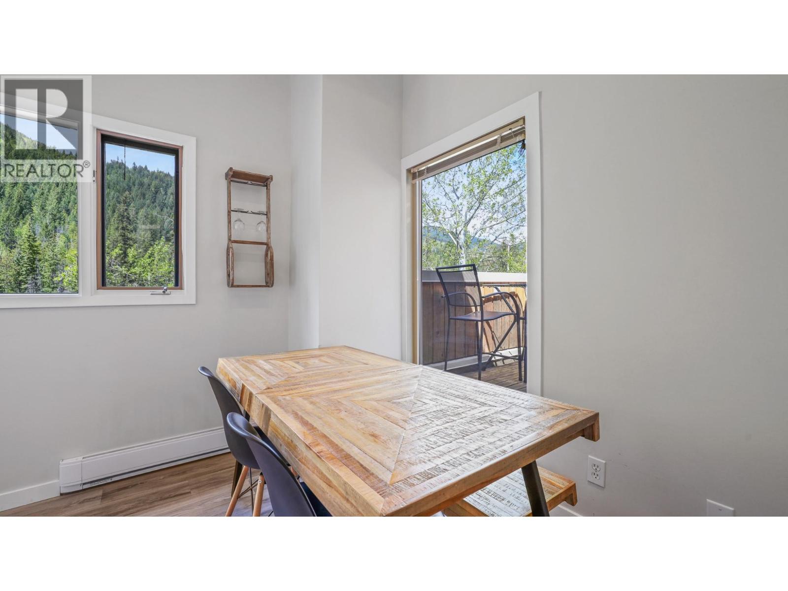 2035 Panorama Drive Unit# 237, Panorama, BC - Indoor Photo Showing Other Room