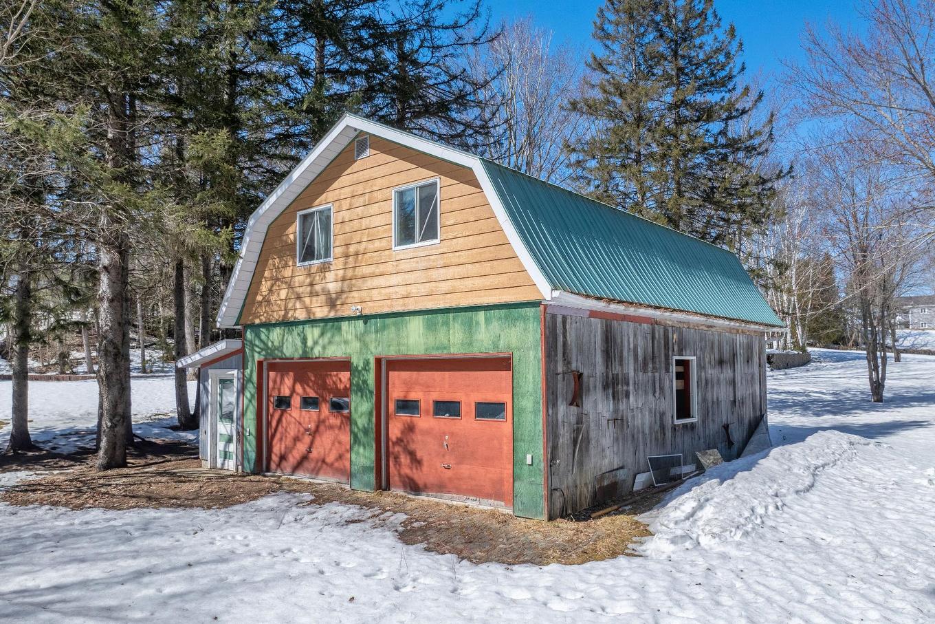 Garage - 320 Rue L'Annonciation N., Rivière-Rouge, QC - Outdoor