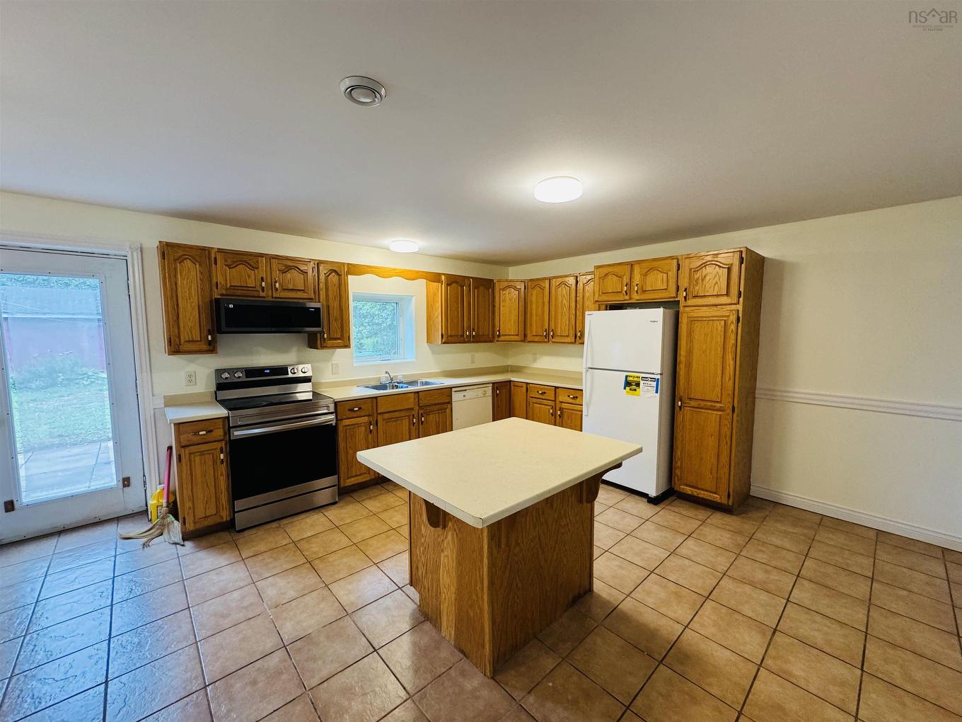 39/41 Anita Crescent, Truro Heights, NS