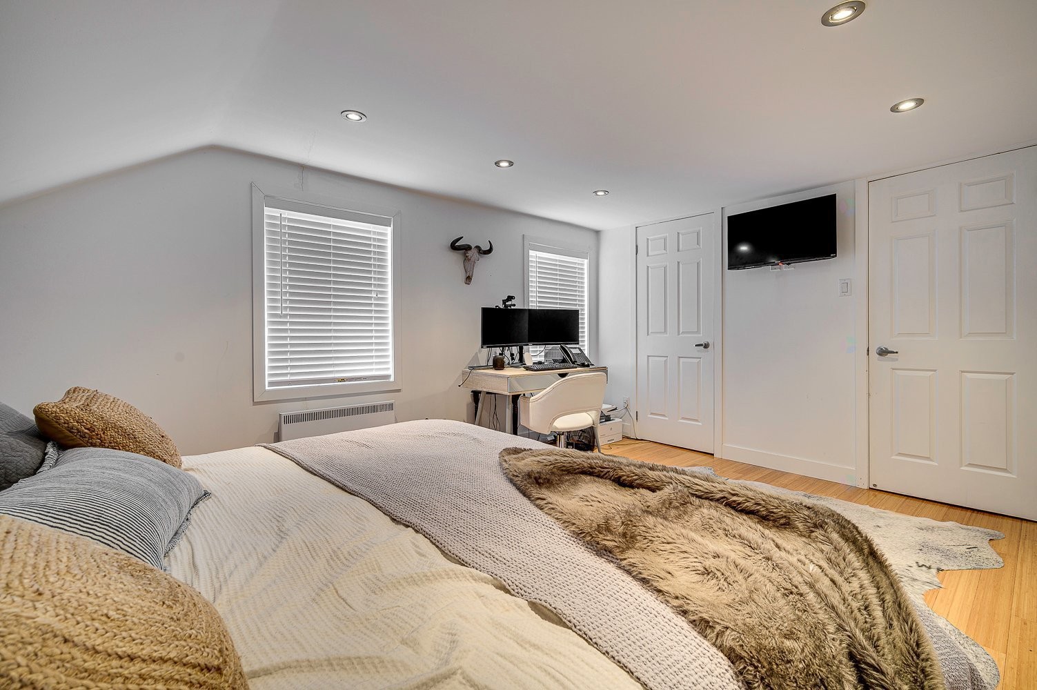 Master Bedroom - 366 Ch. Du Lac-Millette, Saint-Sauveur, QC - Indoor Photo Showing Bedroom