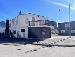 593 Syndicate Avenue S Thunder Bay, ON P7E 1E6