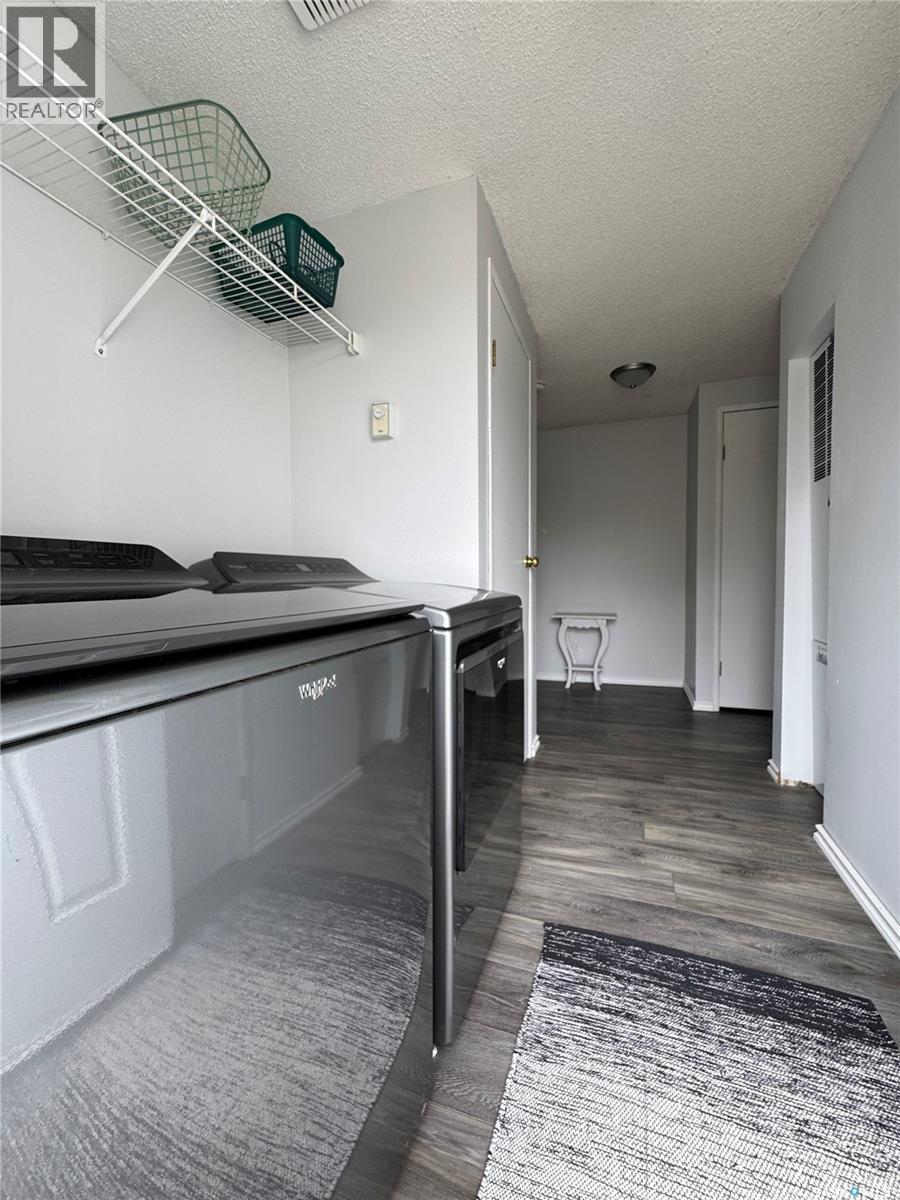 317 Riedel Avenue E, Langenburg, SK - Indoor Photo Showing Other Room