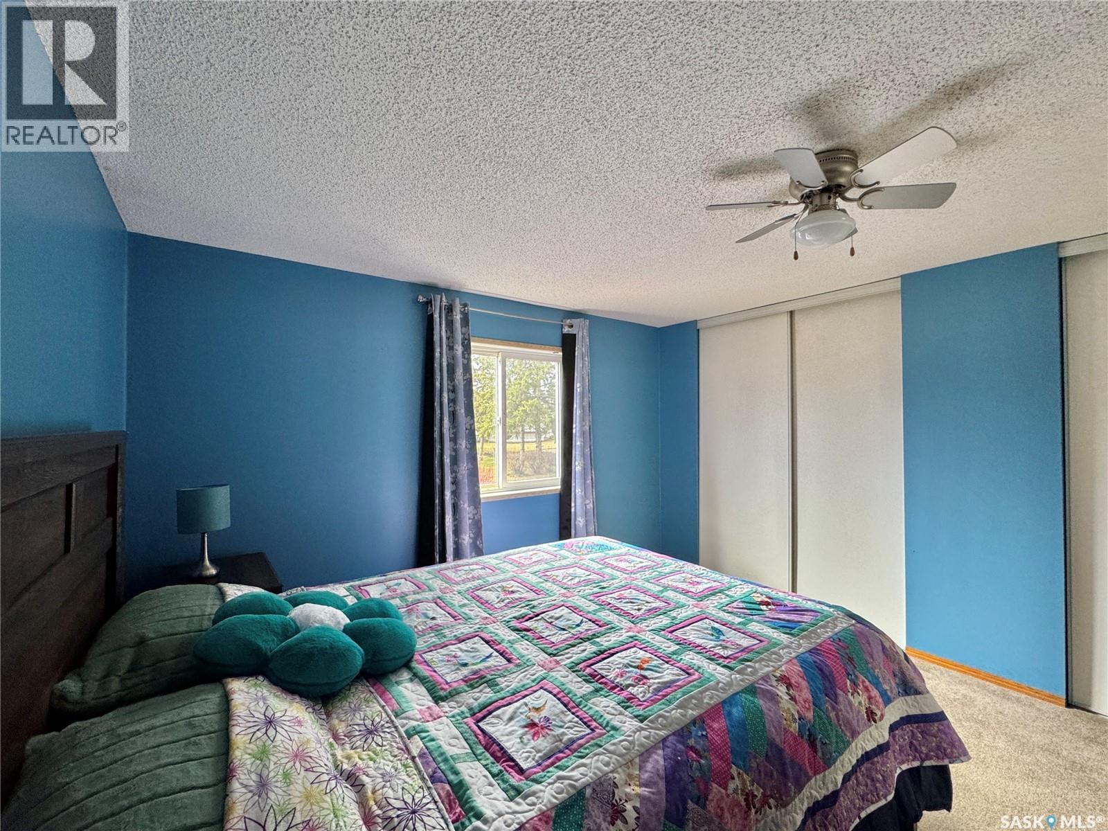 317 Riedel Avenue E, Langenburg, SK - Indoor Photo Showing Bedroom