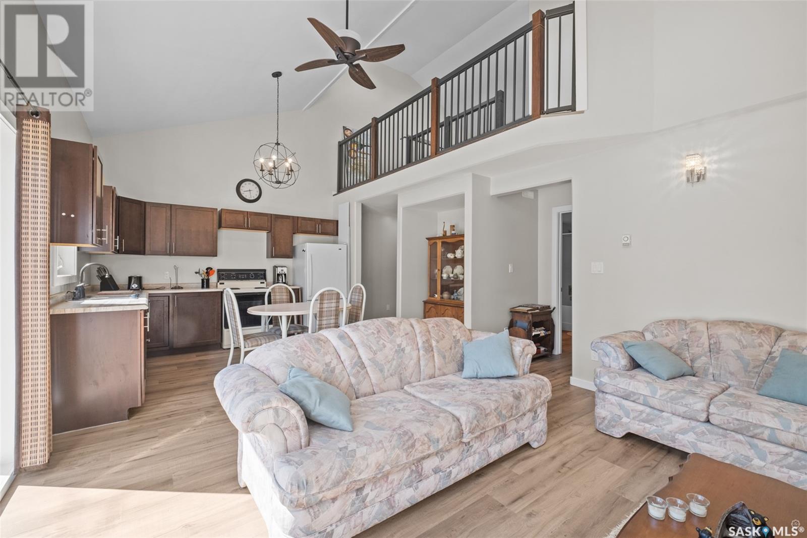 3 8Th Street, Lakeland Rm No. 521, SK - Indoor Photo Showing Other Room