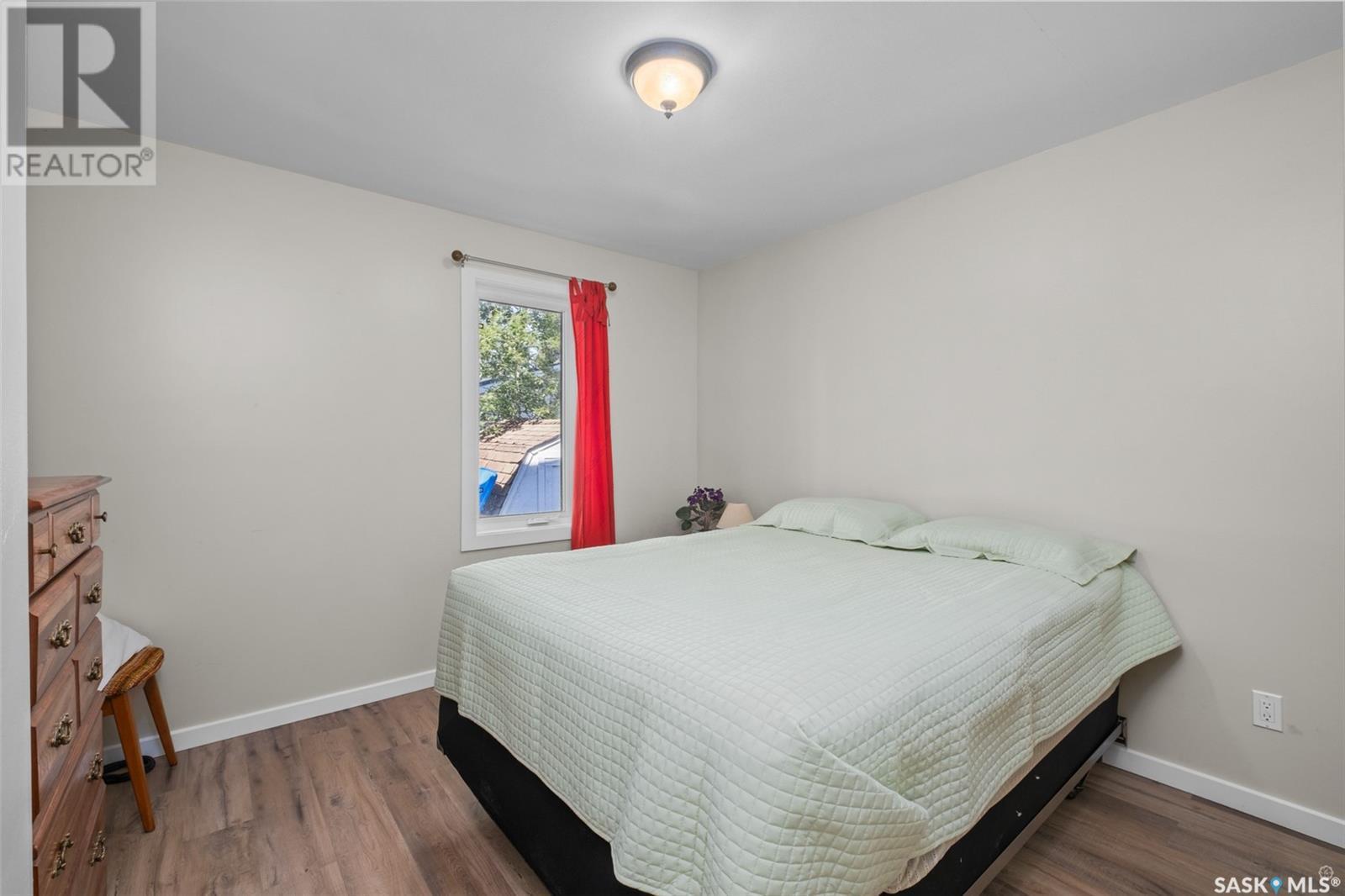 3 8Th Street, Lakeland Rm No. 521, SK - Indoor Photo Showing Bedroom