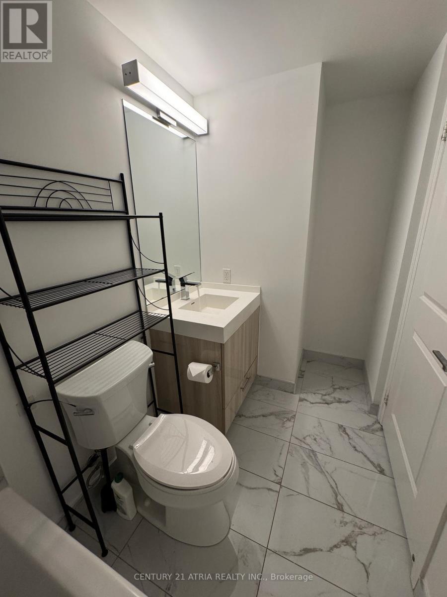 810 - 251 Jarvis Street, Toronto, ON - Indoor Photo Showing Bathroom