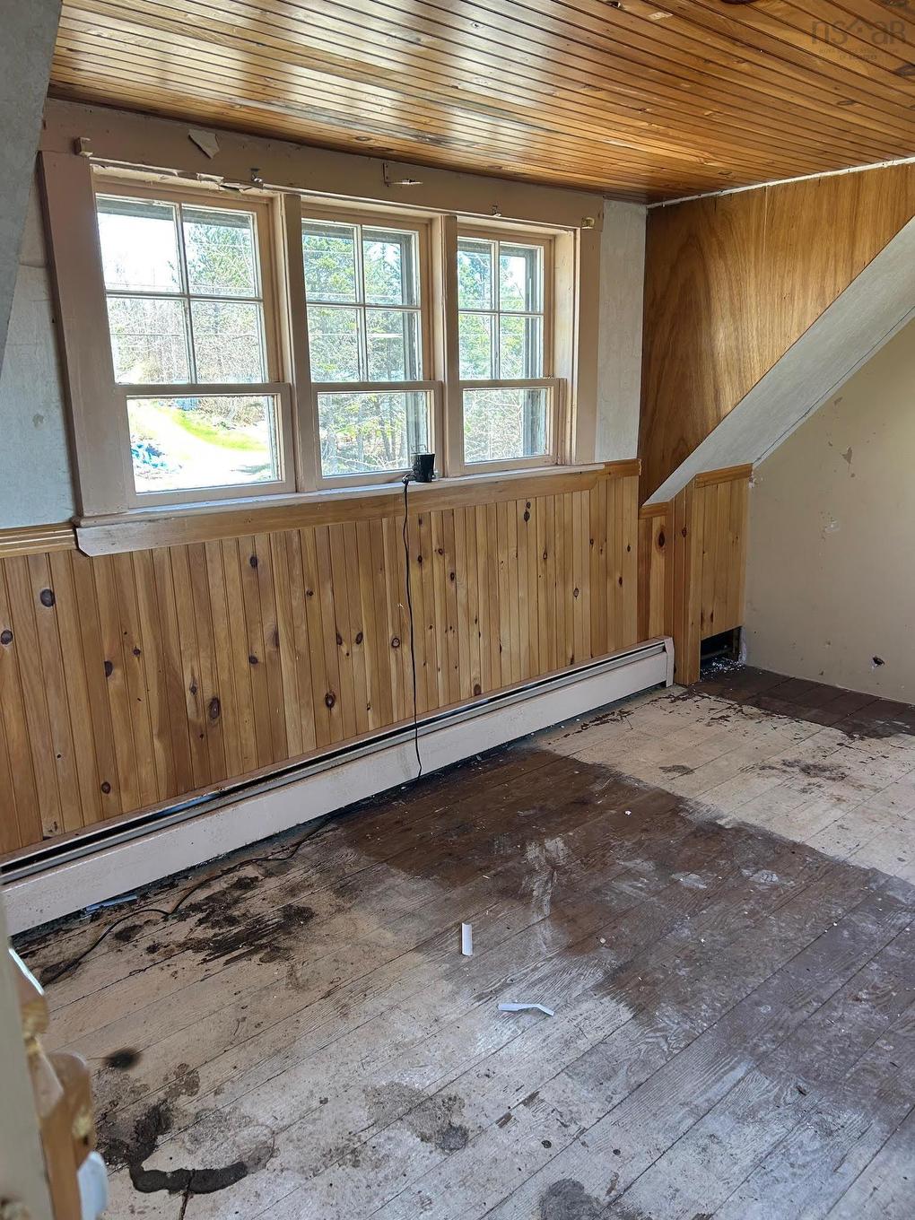 99 Shore Road, Sutherlands River, NS