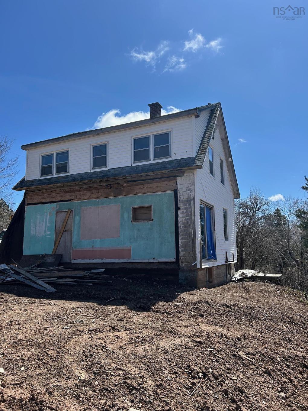 99 Shore Road, Sutherlands River, NS