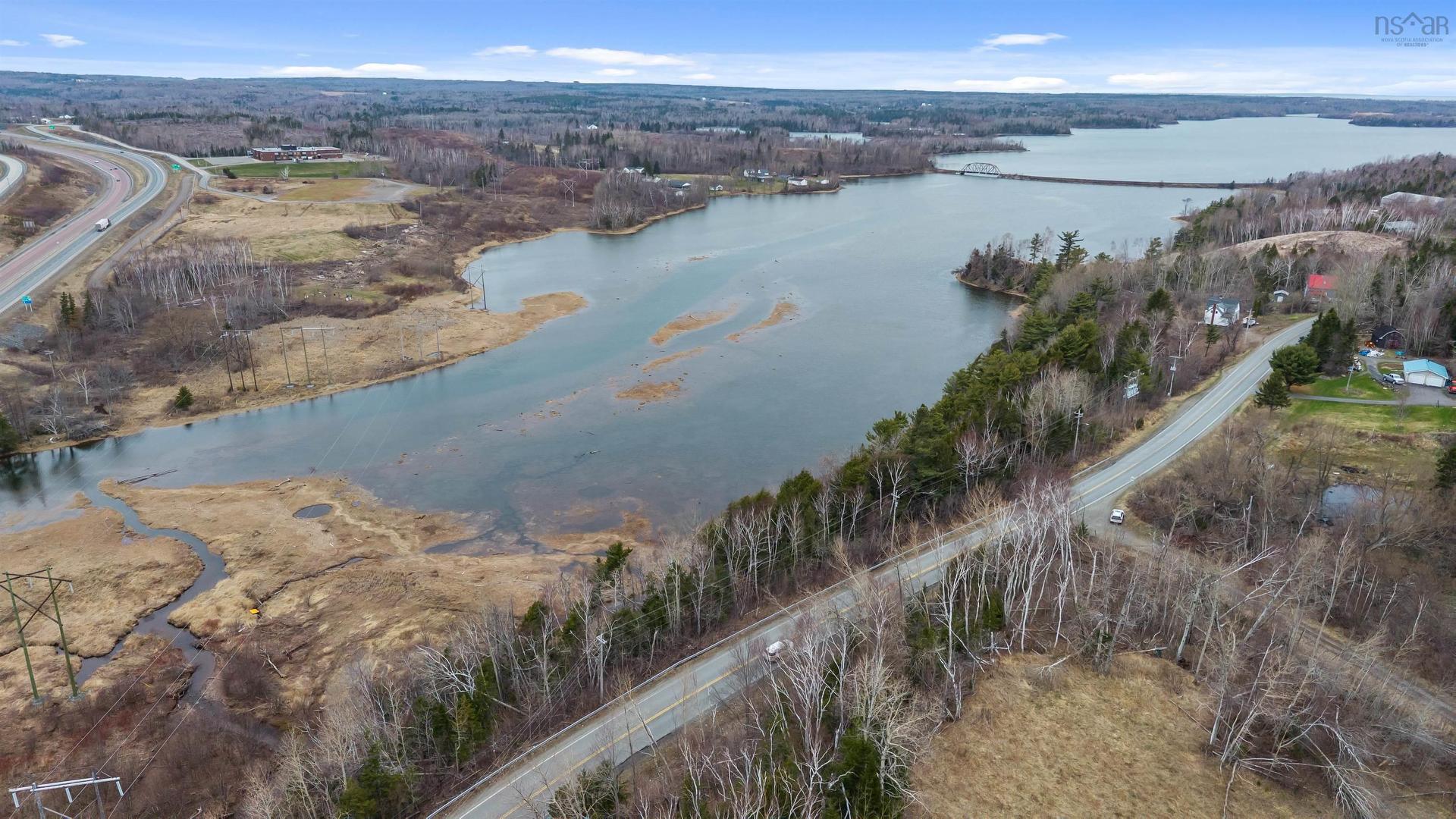 99 Shore Road, Sutherlands River, NS