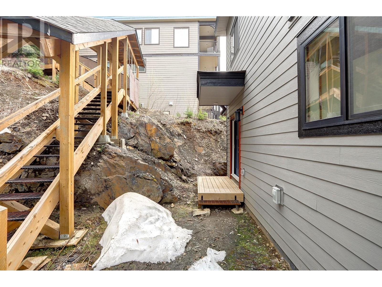 9834 Cathedral Drive, Silver Star, BC - Outdoor With Exterior