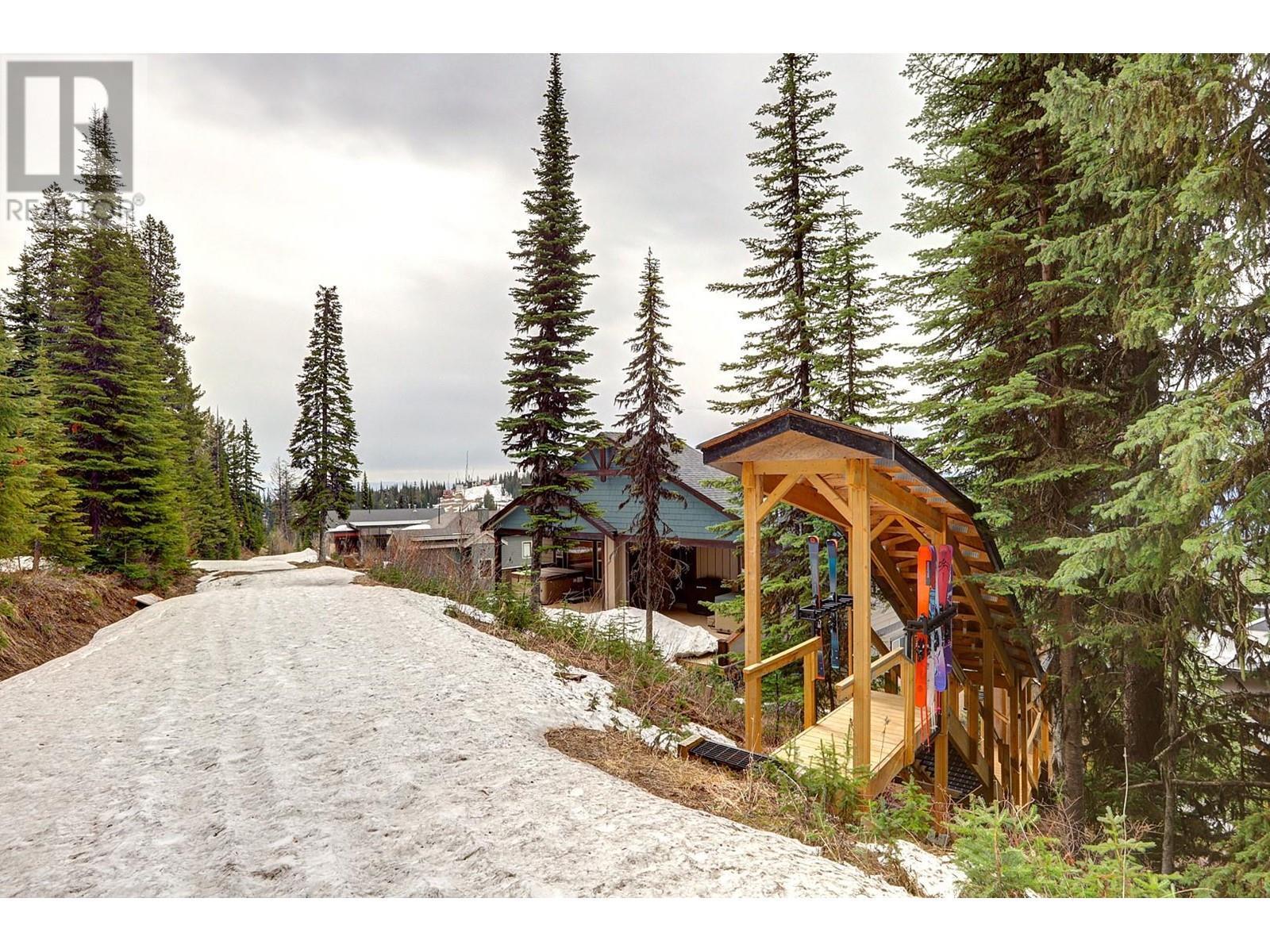 9834 Cathedral Drive, Silver Star, BC - Outdoor