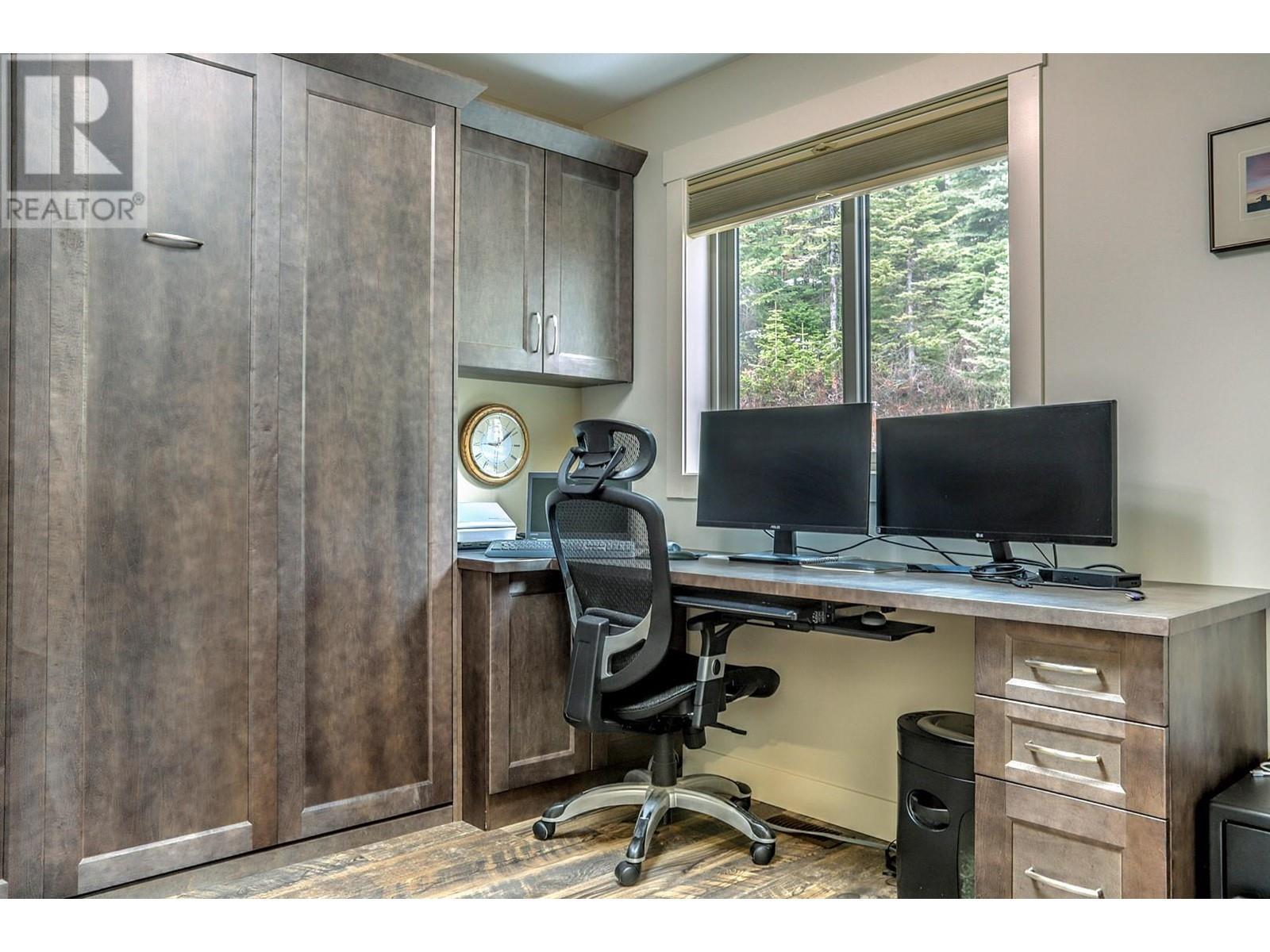 9834 Cathedral Drive, Silver Star, BC - Indoor Photo Showing Office