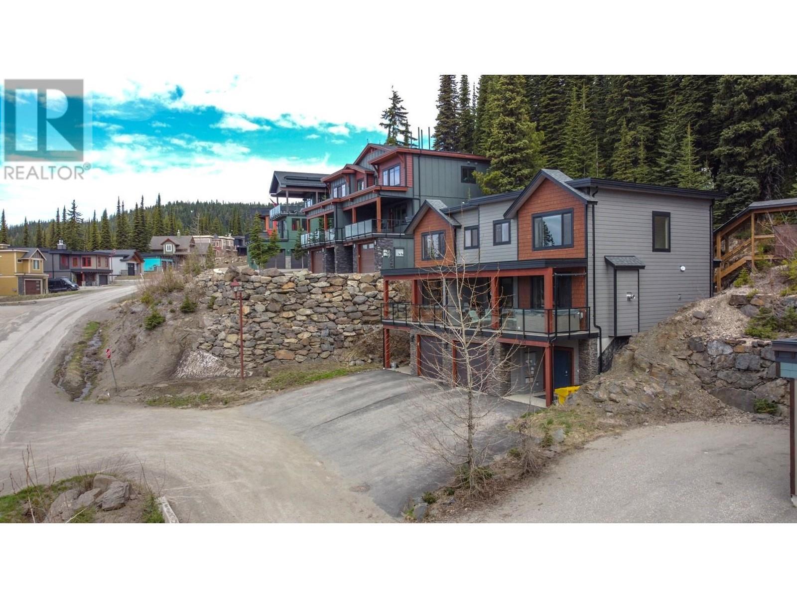 9834 Cathedral Drive, Silver Star, BC - Outdoor