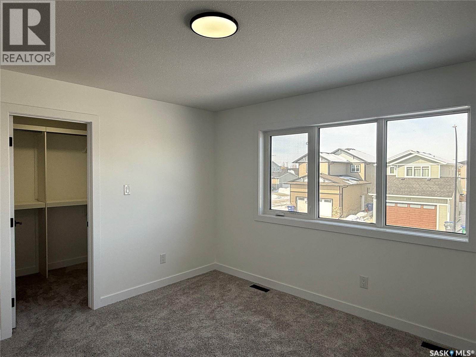 174 Doran Way, Saskatoon, SK - Indoor Photo Showing Other Room