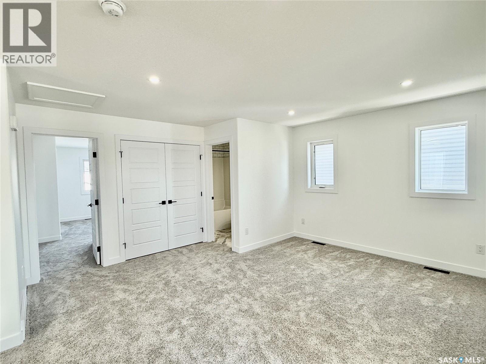 174 Doran Way, Saskatoon, SK - Indoor Photo Showing Other Room