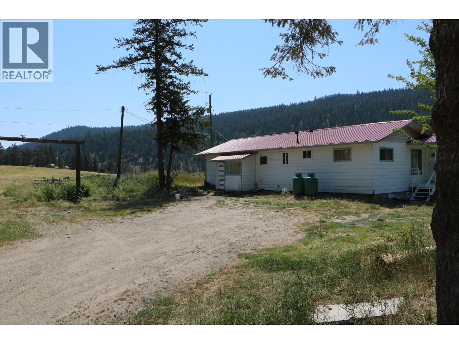 2448 Barnhartvale Road, Kamloops, BC - Outdoor
