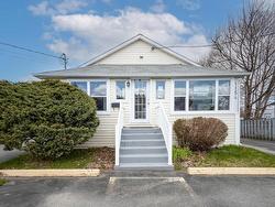1154 Kings Road Sydney, NS B1S 1C9