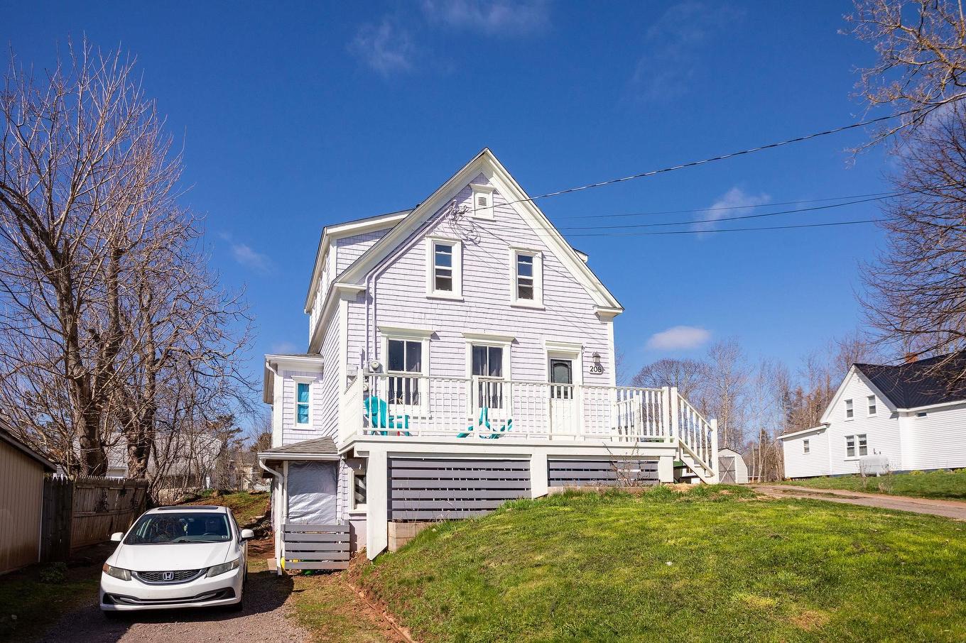 208 Kennedy Street, Montague, PE