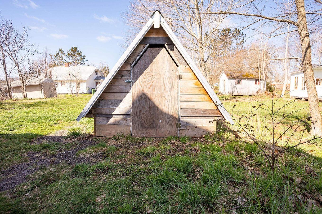 208 Kennedy Street, Montague, PE