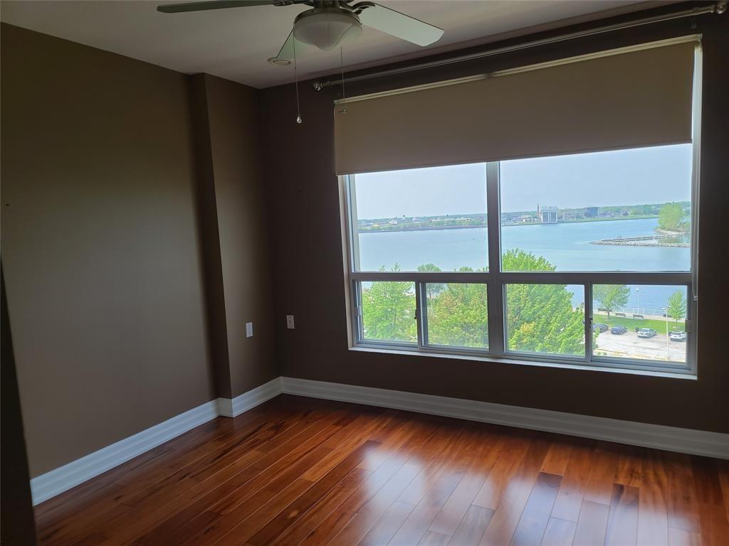 706-350 Front Street North, Sarnia, ON