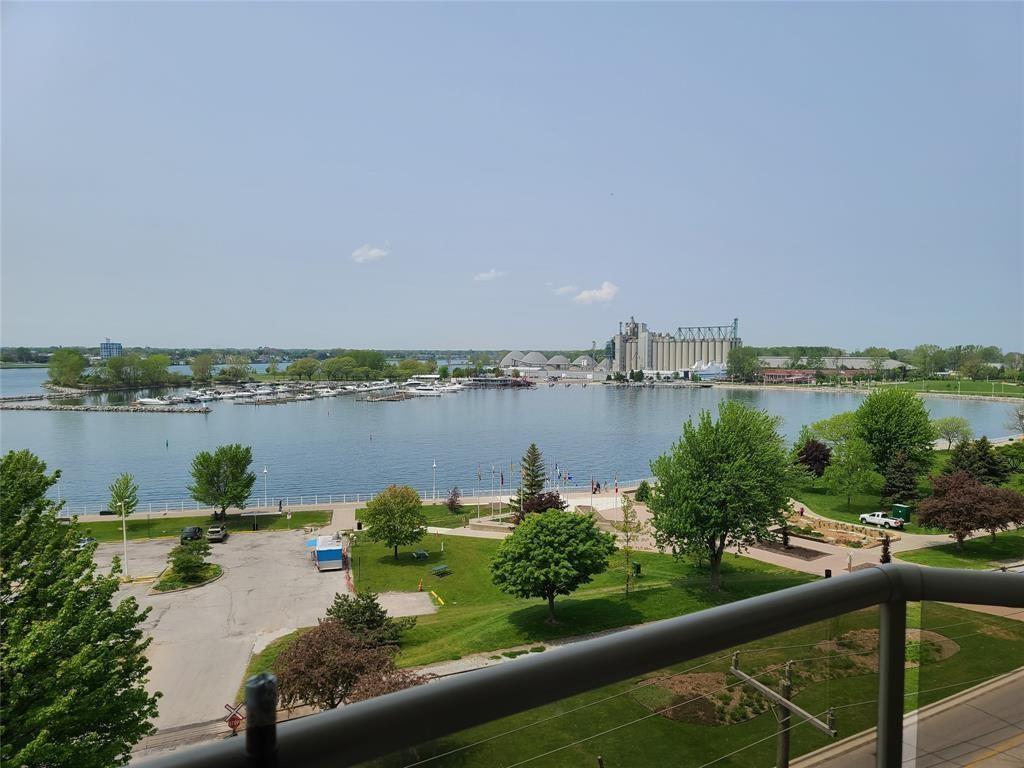 706-350 Front Street North, Sarnia, ON