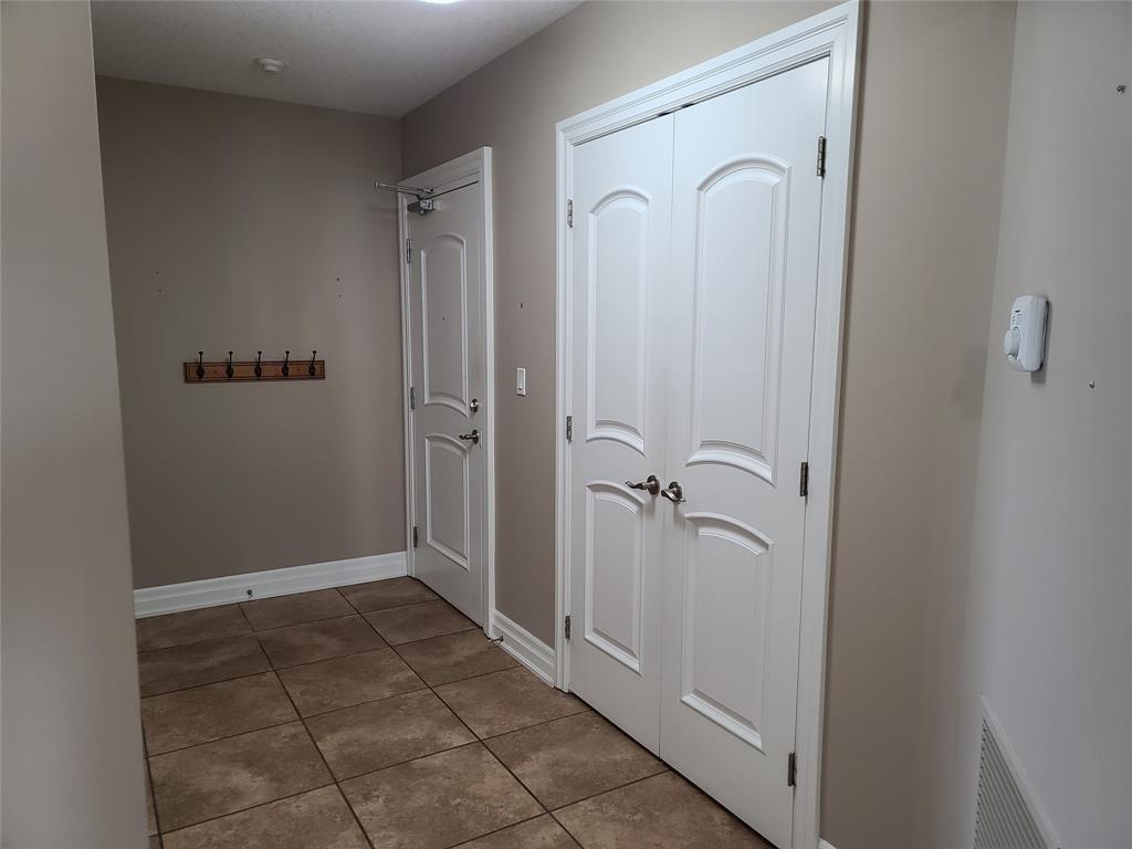 706-350 Front Street North, Sarnia, ON