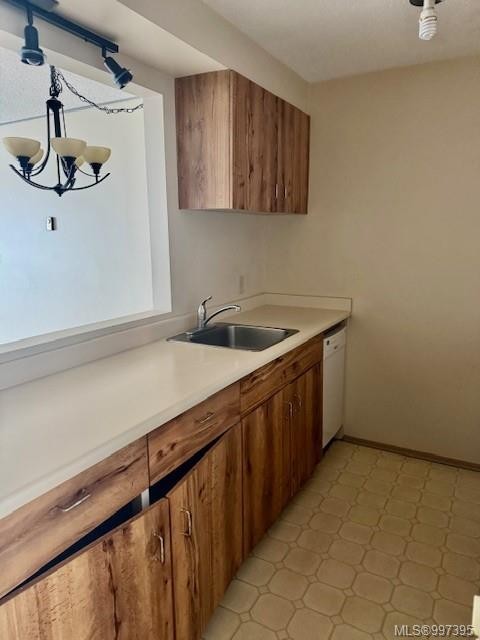 407-3555 Outrigger Rd, Nanoose Bay, BC - Indoor Photo Showing Kitchen