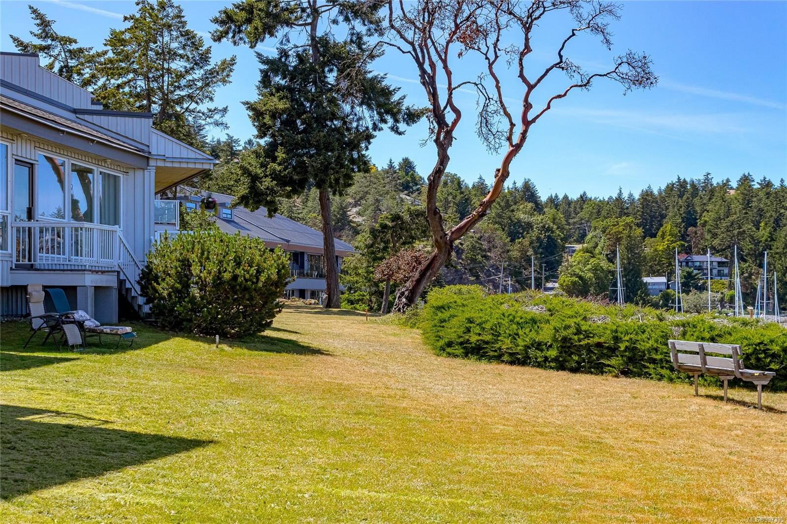 407-3555 Outrigger Rd, Nanoose Bay, BC - Outdoor