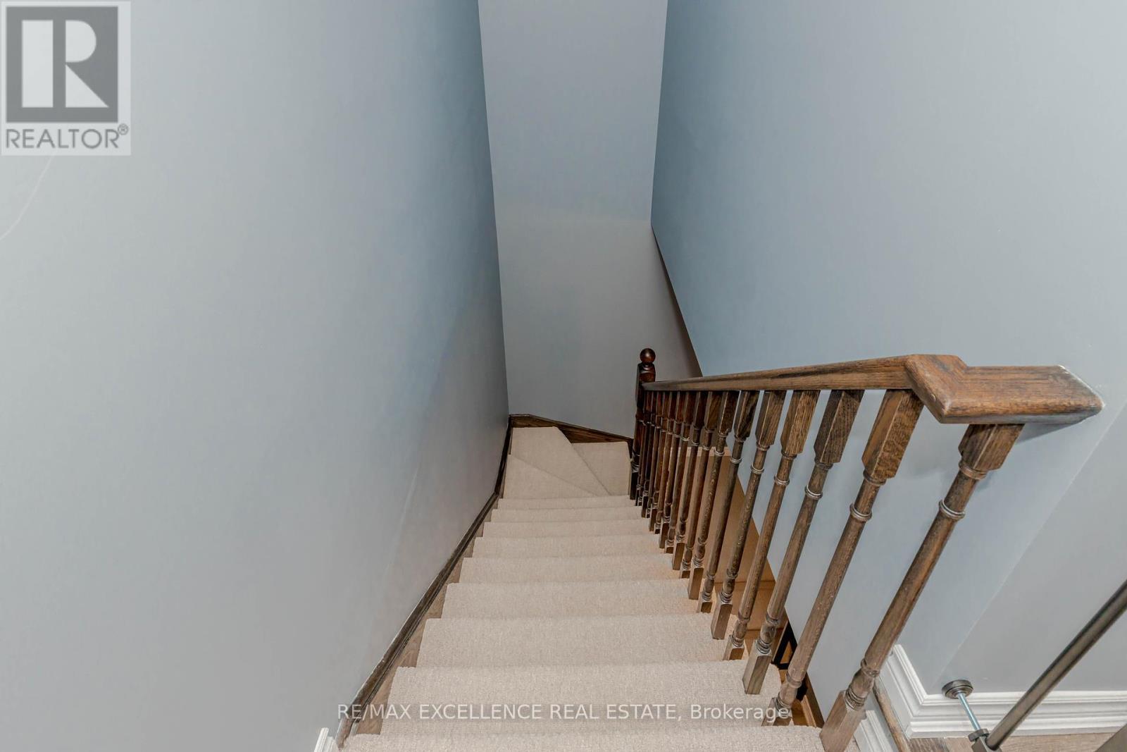 9 Hiscott Drive, Hamilton, ON - Indoor Photo Showing Other Room