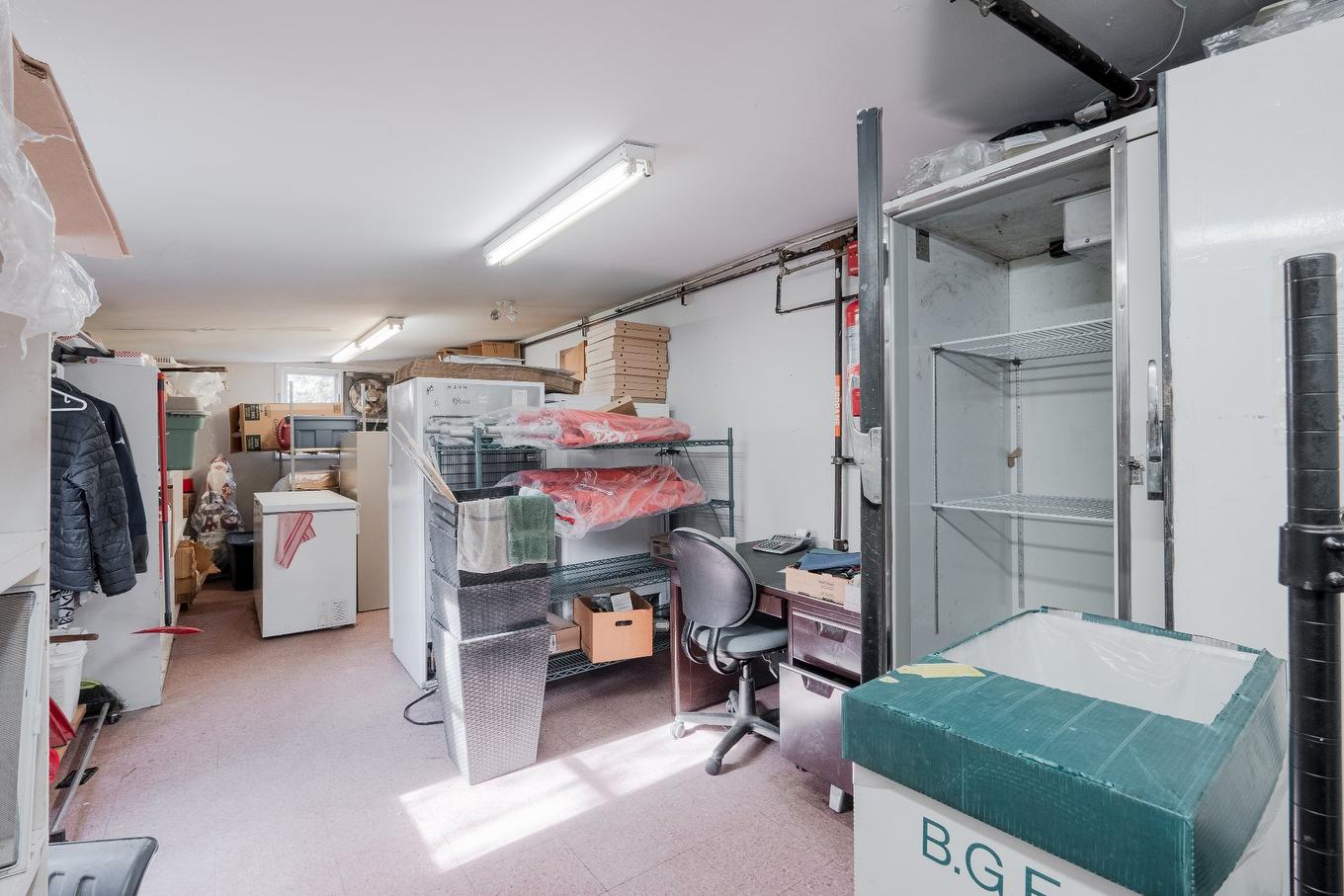 Storage - 6645 Route Louis-S.-St-Laurent, Compton, QC - Indoor With Storage