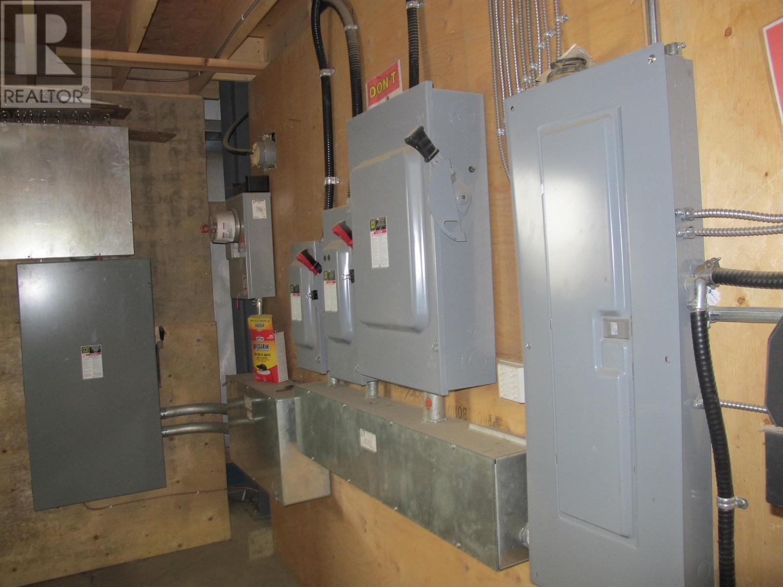 4581 Coquiwaldie Road, Mackenzie, BC