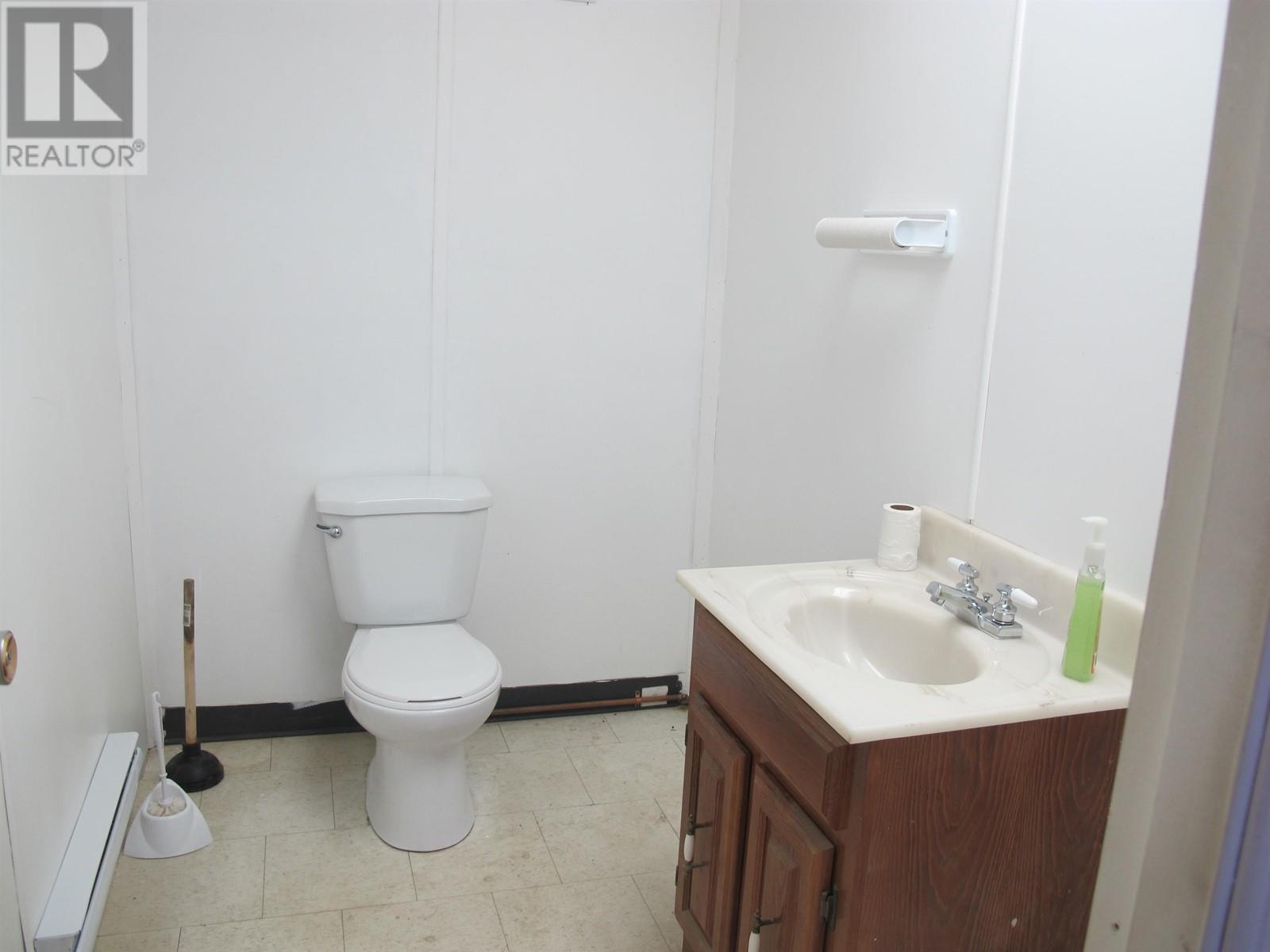 4581 Coquiwaldie Road, Mackenzie, BC