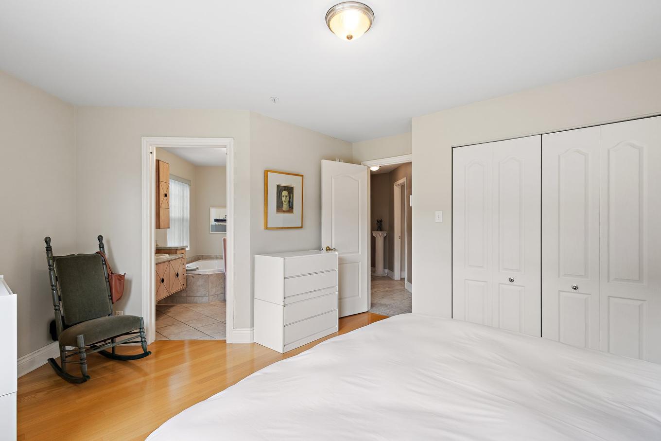 Primary bedroom - 101-35 Rue Du Quai, Magog, QC - Indoor Photo Showing Bedroom