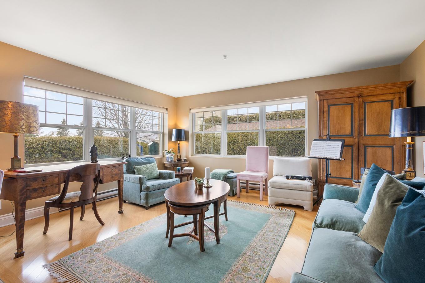 Living room - 101-35 Rue Du Quai, Magog, QC - Indoor Photo Showing Living Room