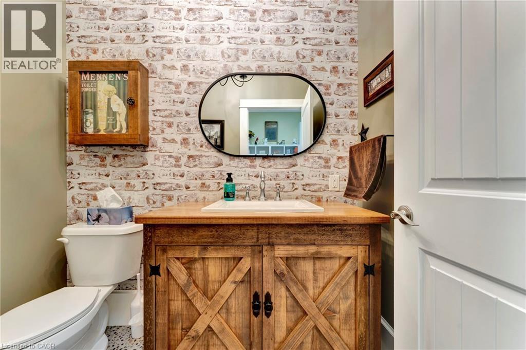 3034 Station Rd, Fordwich, ON - Indoor Photo Showing Bathroom