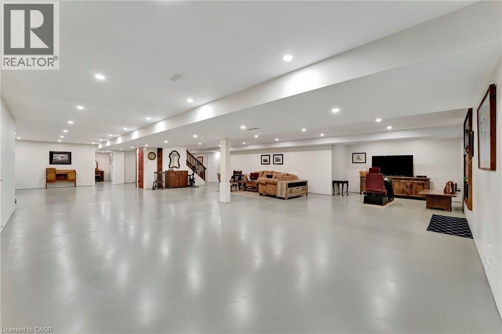 3034 Station Rd, Fordwich, ON - Indoor Photo Showing Other Room