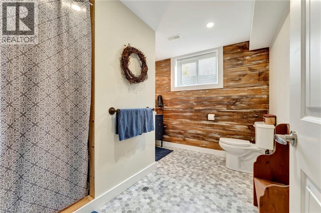 3034 Station Rd, Fordwich, ON - Indoor Photo Showing Bathroom