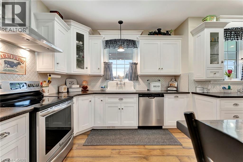 3034 Station Rd, Fordwich, ON - Indoor Photo Showing Kitchen