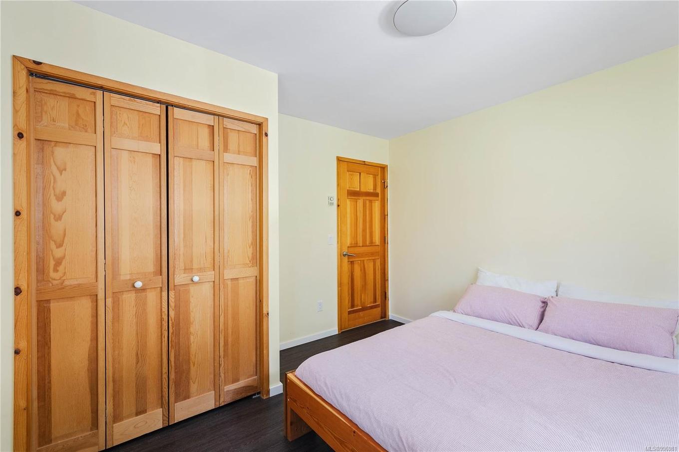 260 Old Divide Rd, Salt Spring, BC