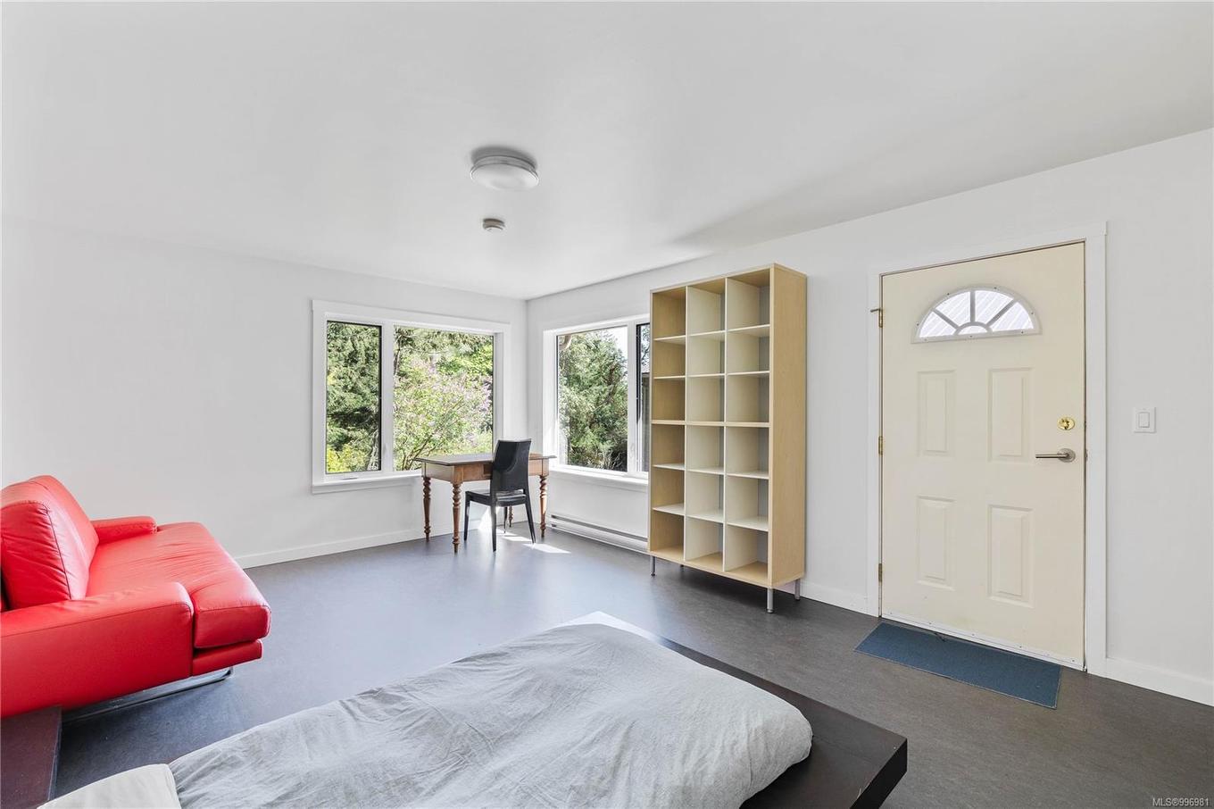 260 Old Divide Rd, Salt Spring, BC