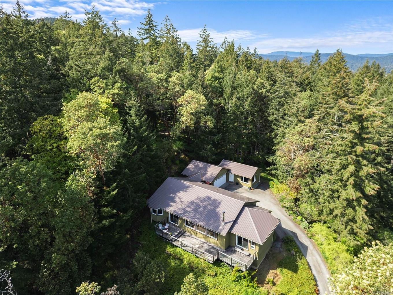 260 Old Divide Rd, Salt Spring, BC