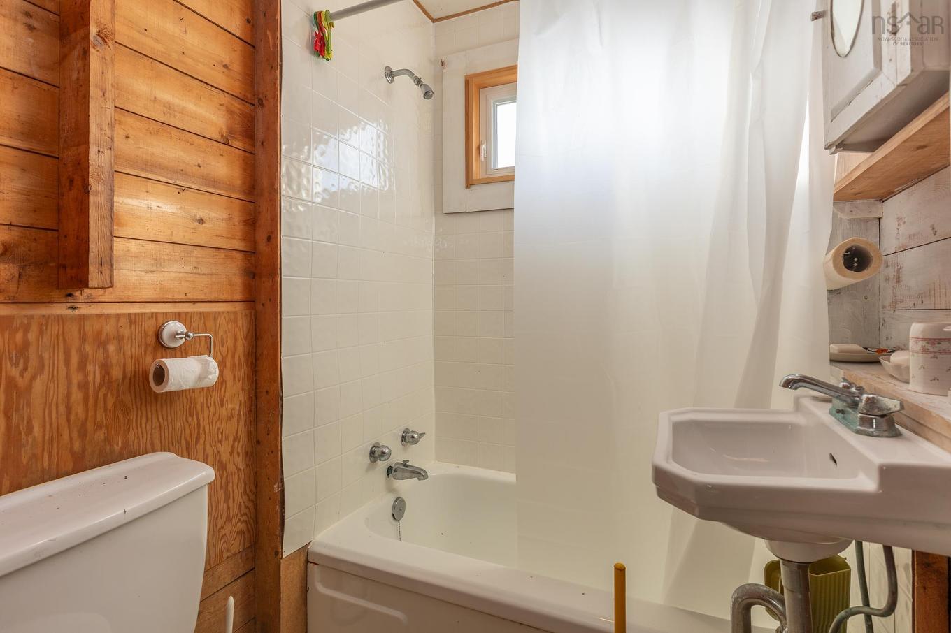 2473 Chebogue Road, Sand Beach, NS