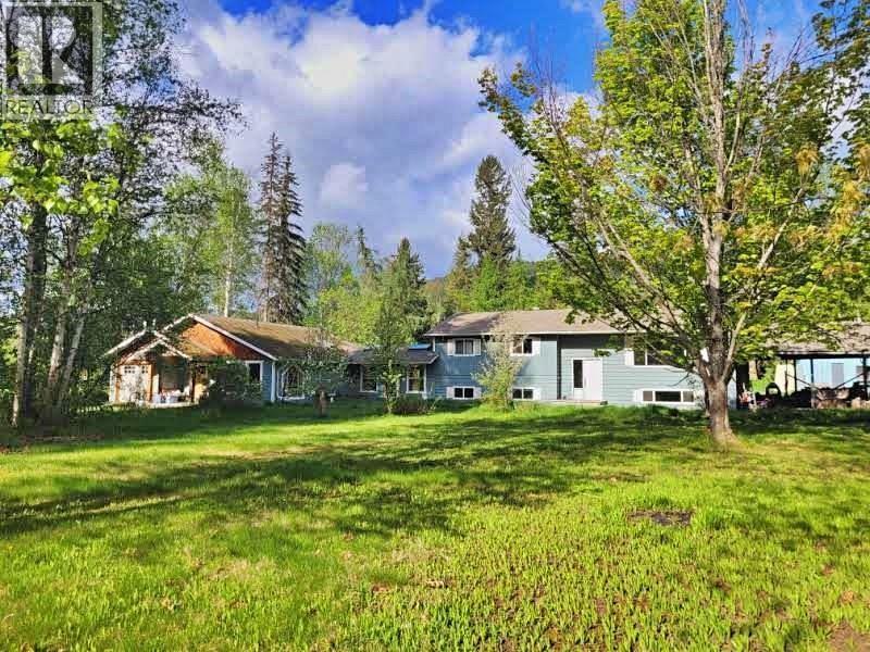121 Brookfield Road, Clearwater, BC - Outdoor