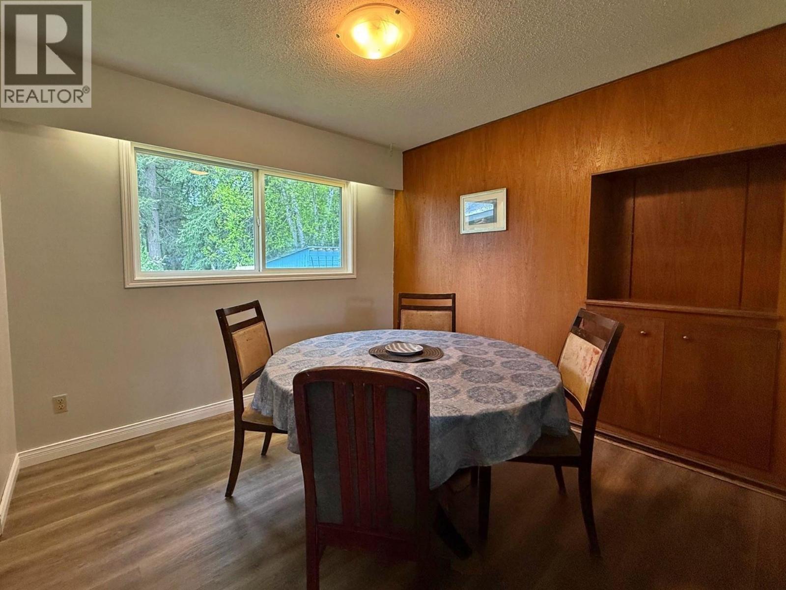 121 Brookfield Road, Clearwater, BC - Indoor Photo Showing Dining Room