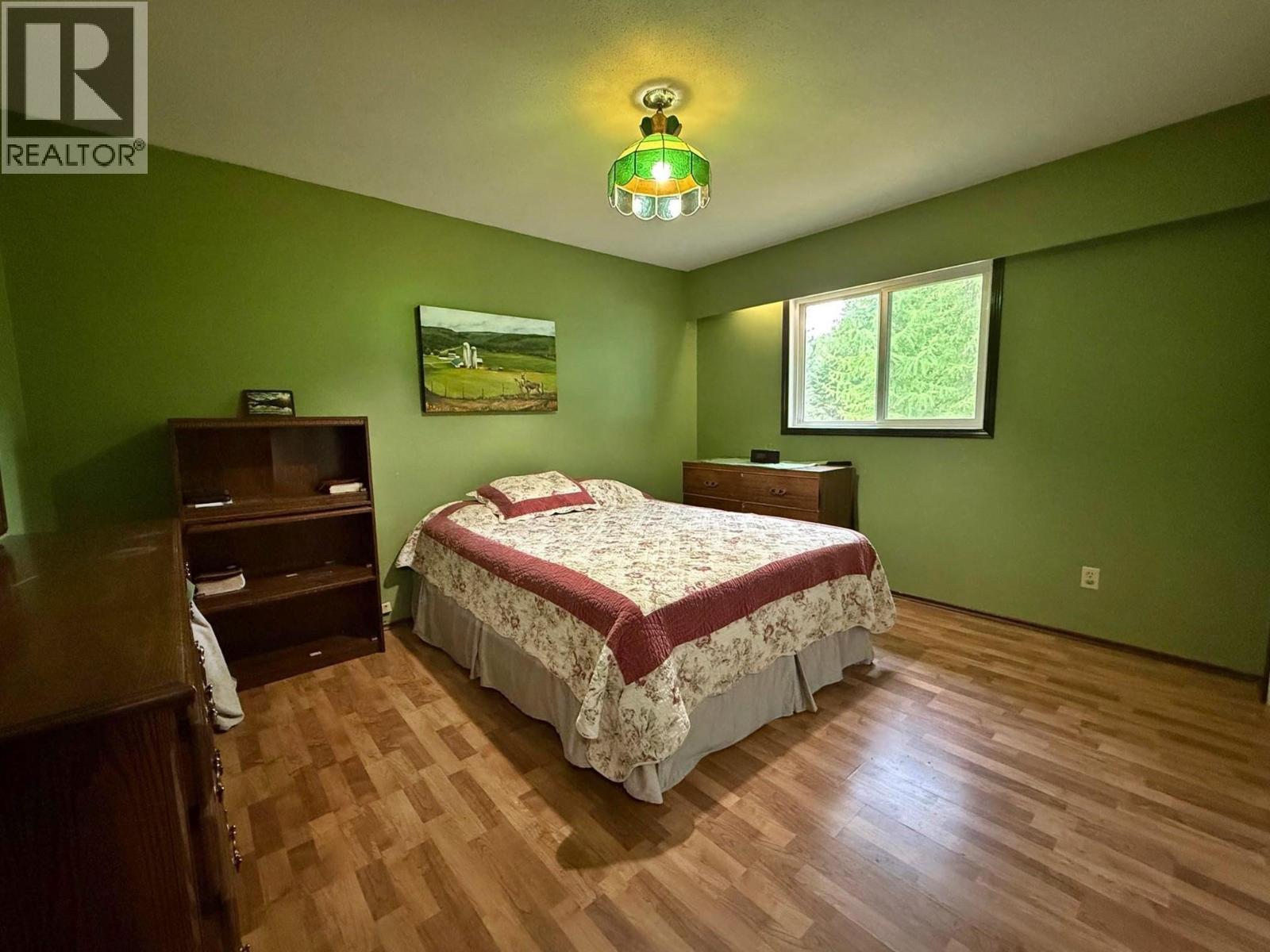 121 Brookfield Road, Clearwater, BC - Indoor Photo Showing Bedroom